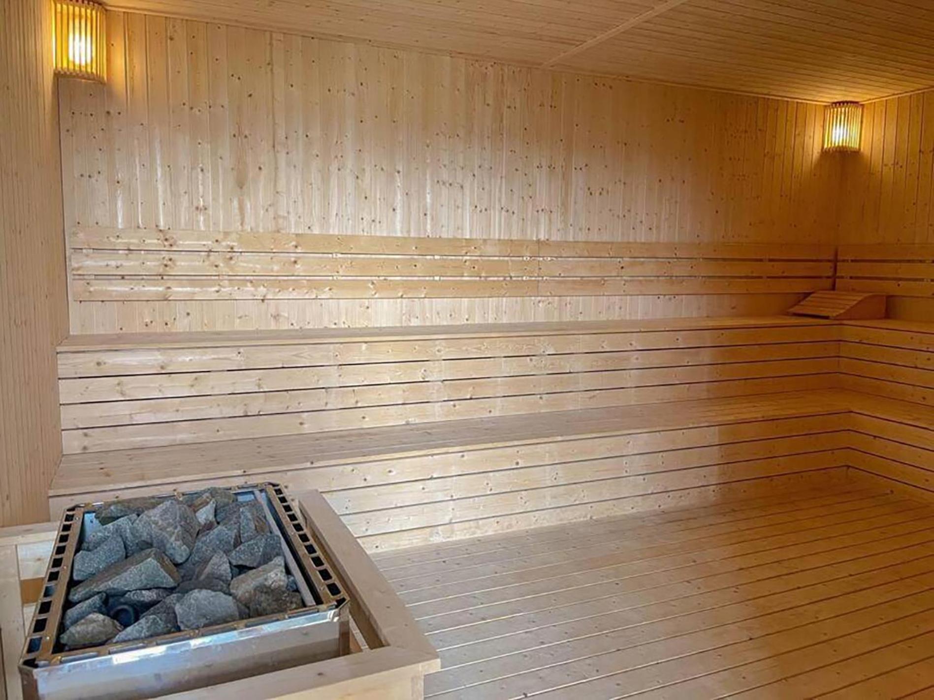 Skyscraper 65 Kl Highest Outdoor Bathtub Luxury Lavish Designer Suite Penthouse Lv65 Kuala Lumpur Ngoại thất bức ảnh